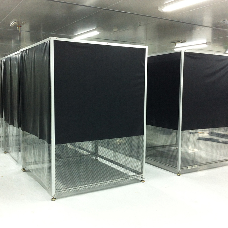 The stainless steel cleanroom booth